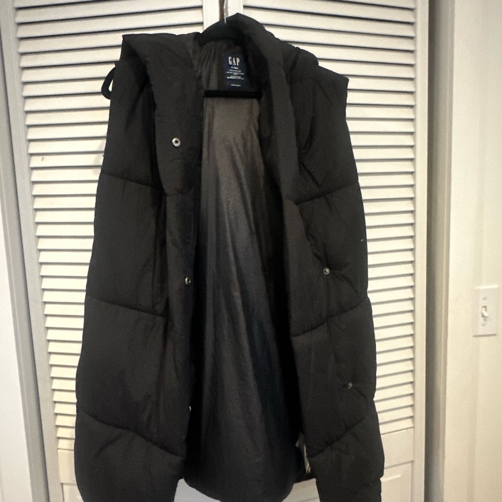 GAP Longline Hooded Puffer Vest - Small Tall